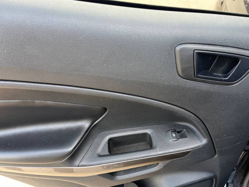 2020 Ford EcoSport SES