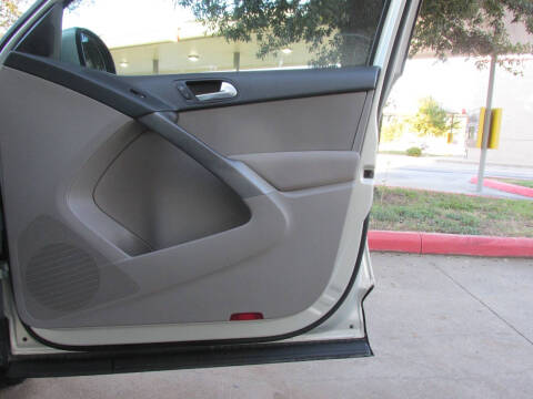 2009 Volkswagen Tiguan SE