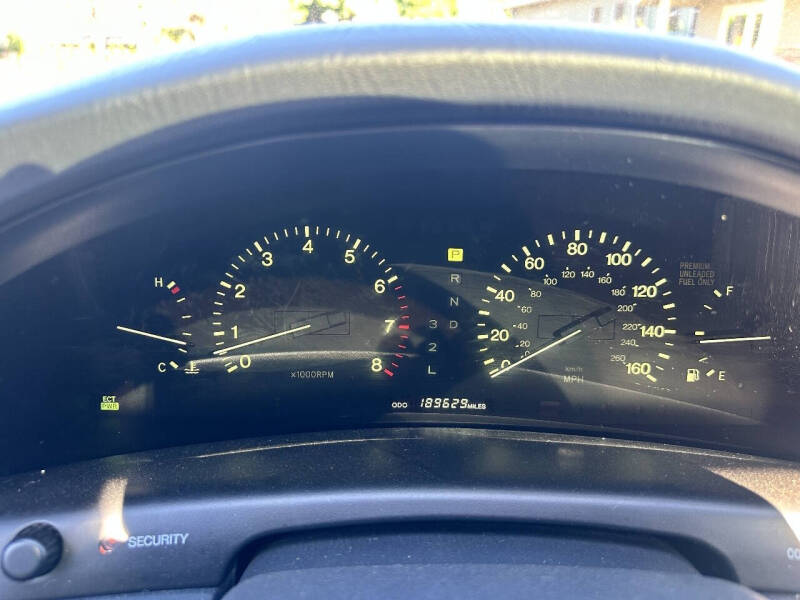 1997 Lexus LS 400