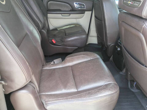 2011 Cadillac Escalade ESV Platinum Edition