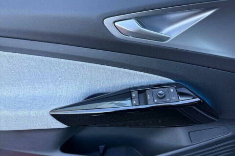 2025 Volkswagen ID.4 Pro