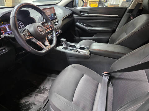 2020 Nissan Altima 2.5 SV