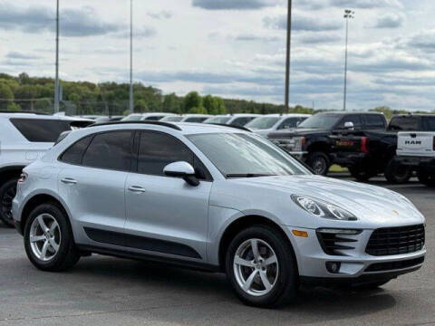2017 Porsche Macan