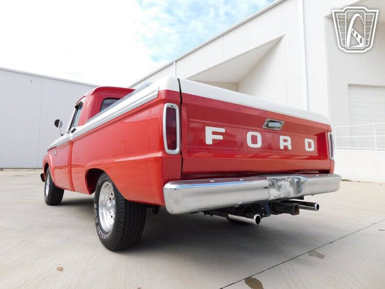 1965 Ford F-100