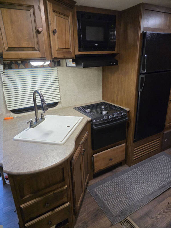 2015 Keystone RV Sprinter Campfire 26RB