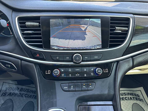 2017 Buick LaCrosse Premium