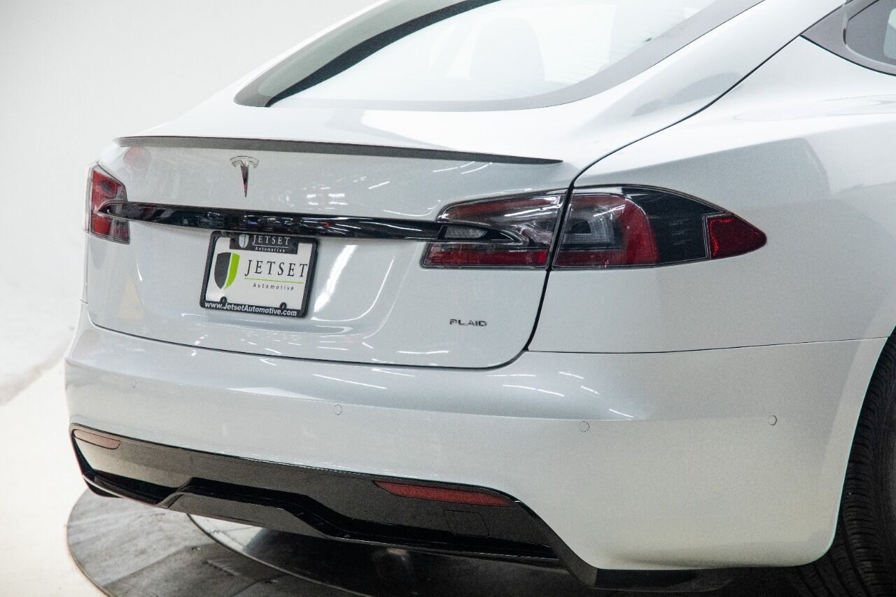 2021 Tesla Model S 28