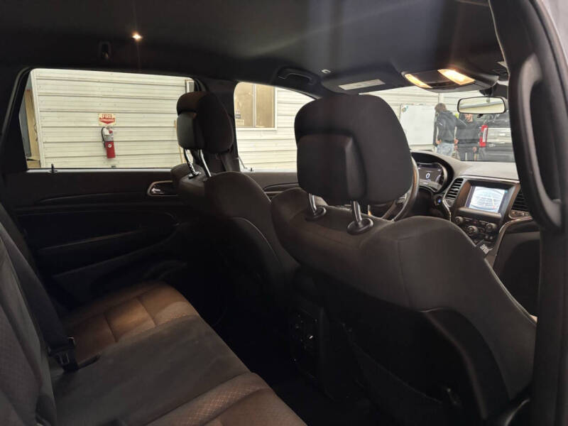 2019 Jeep Grand Cherokee Laredo