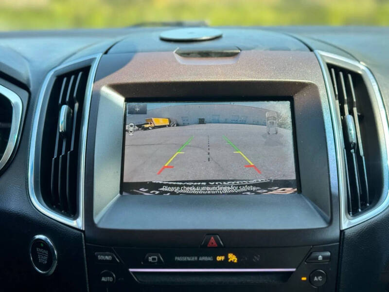 2019 Ford Edge Titanium