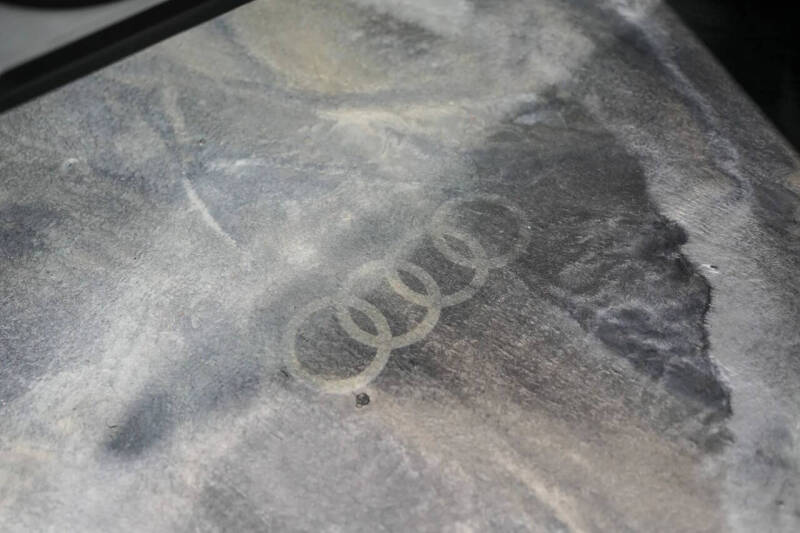 2019 Audi e-tron quattro Premium Plus