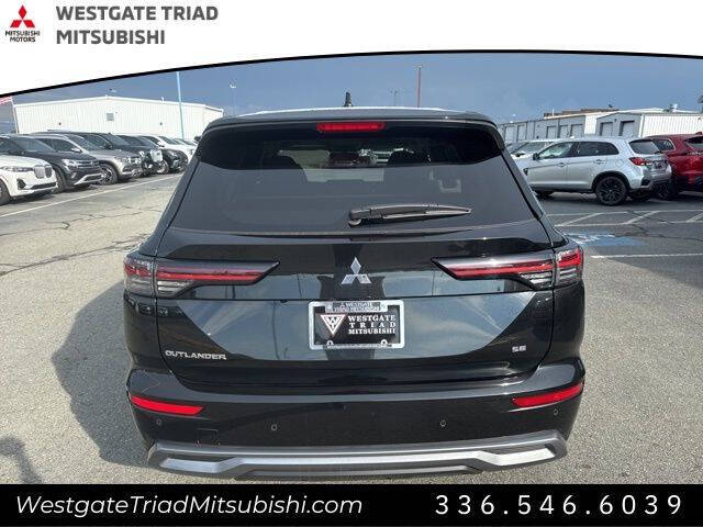 2025 Mitsubishi Outlander SE