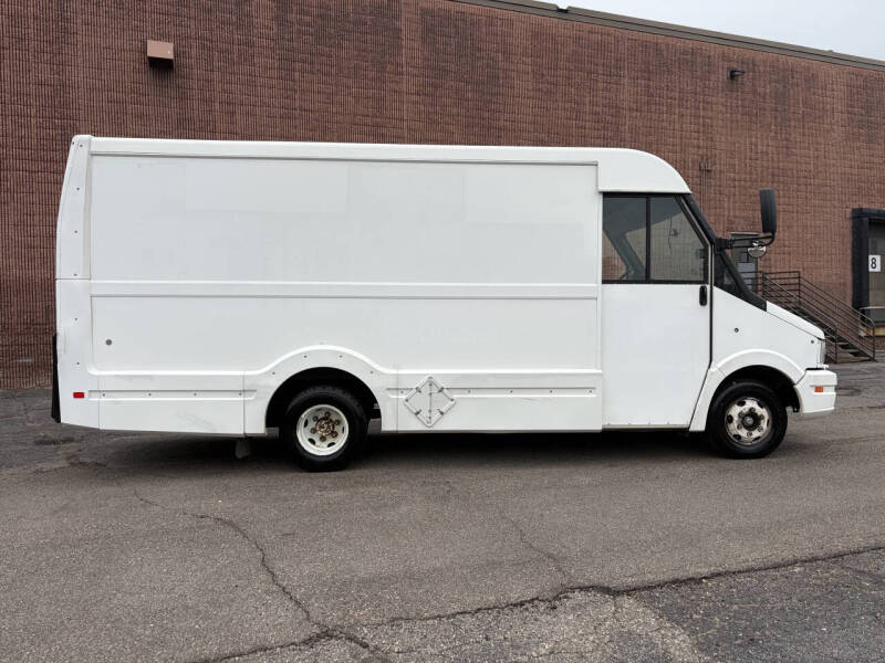 2013 Isuzu NPR