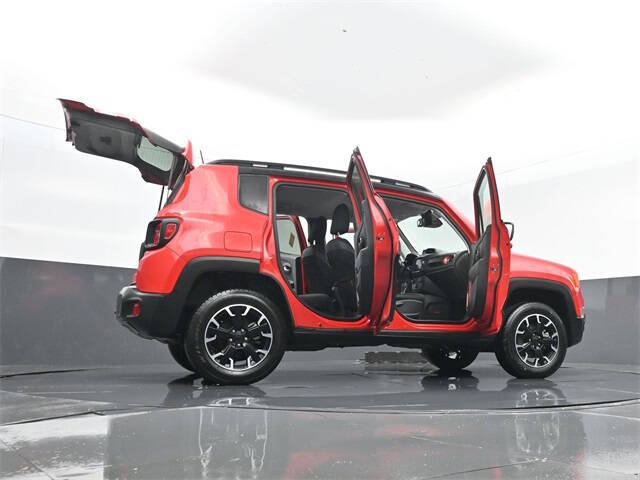 2023 Jeep Renegade Trailhawk