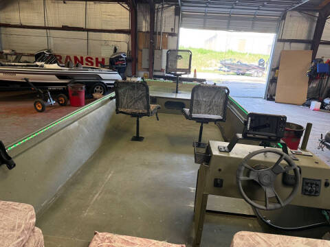 2020 Lowe Boats Roughneck 2070 Big River
