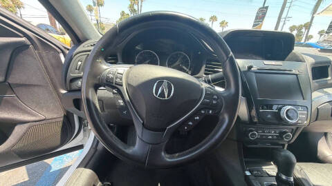 2019 Acura ILX w/Premium