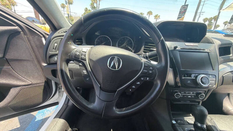 2019 Acura ILX w/Premium