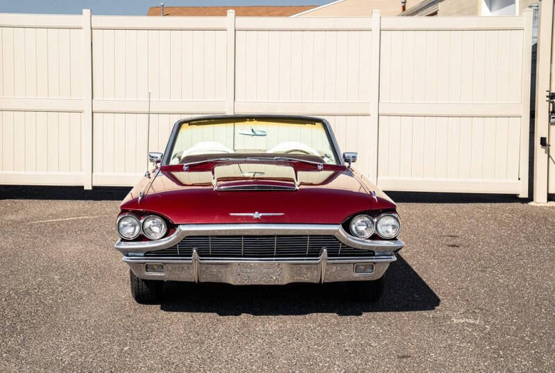 1965 Ford Thunderbird