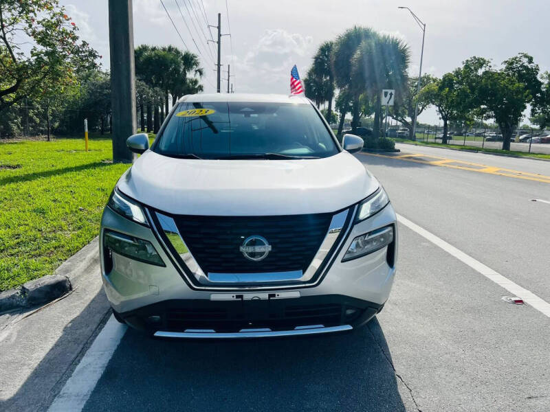 2023 Nissan Rogue SV