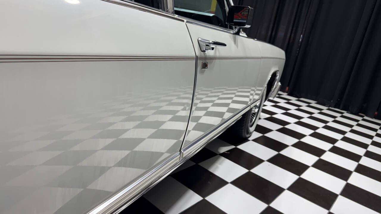 1979 Lincoln Continental 22