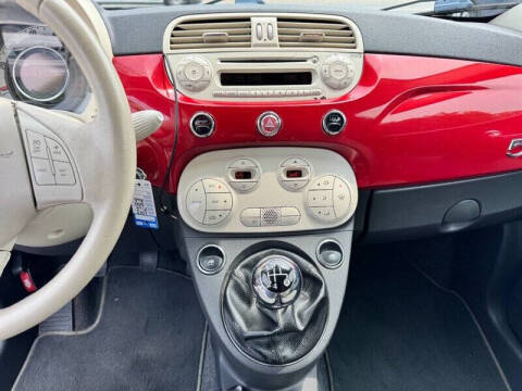 2013 FIAT 500c Lounge