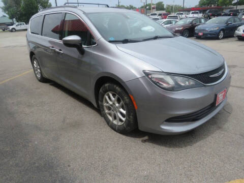 2020 Chrysler Voyager LXi