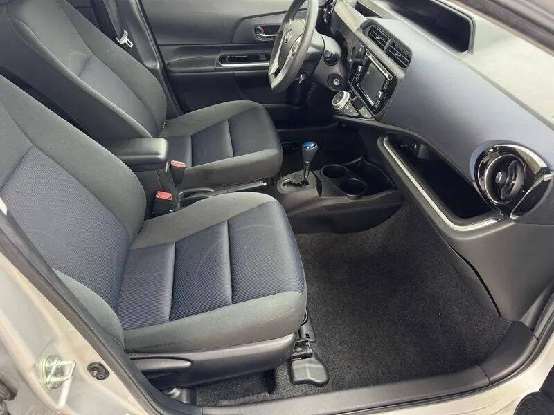 2015 Toyota Prius c