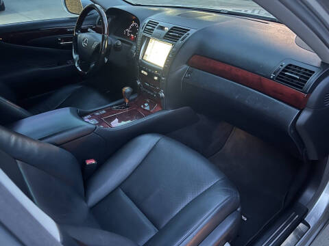 2008 Lexus LS 460