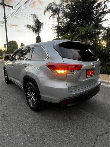 2018 Toyota Highlander LE