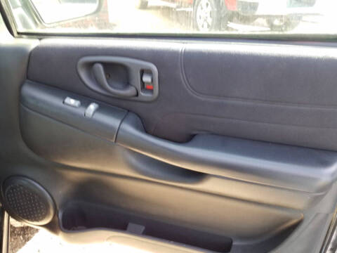 2004 Chevrolet Blazer LS ZR2