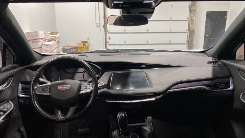 2021 Cadillac XT4 Luxury