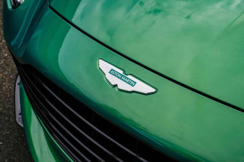 2025 Aston Martin DB12 V8