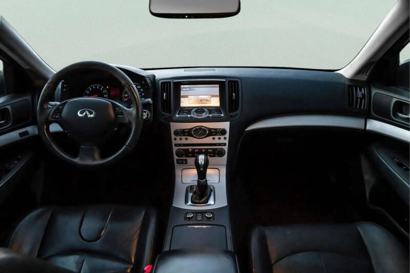 2009 Infiniti G37 Sedan x