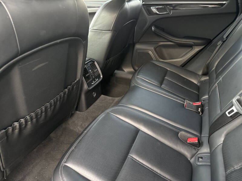 2024 Porsche Macan