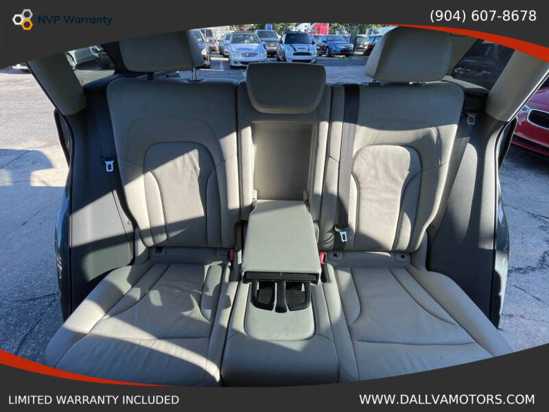 2012 Audi Q5 2.0T quattro Premium Plus