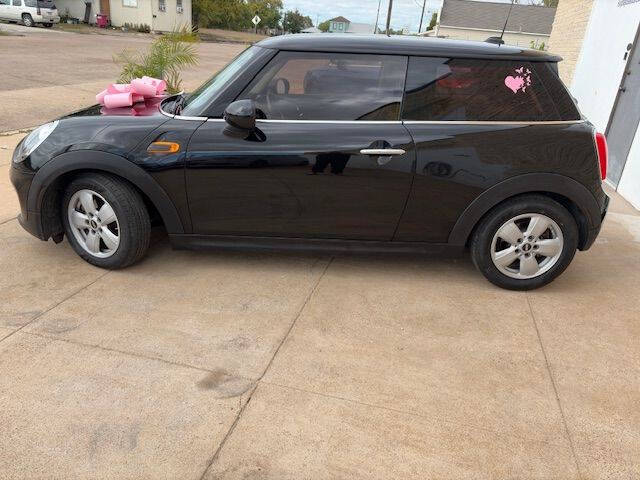 2017 MINI Hardtop 2 Door Cooper