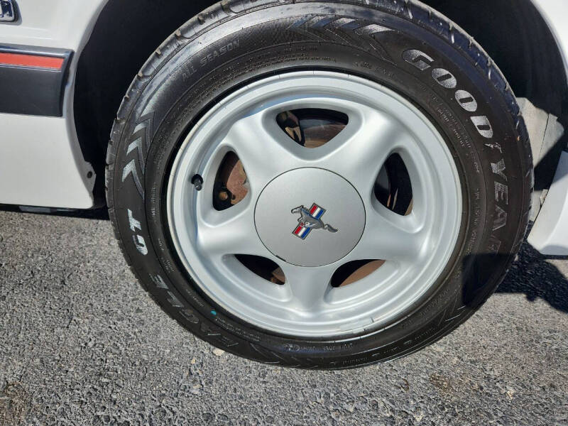 1991 Ford Mustang LX 5.0