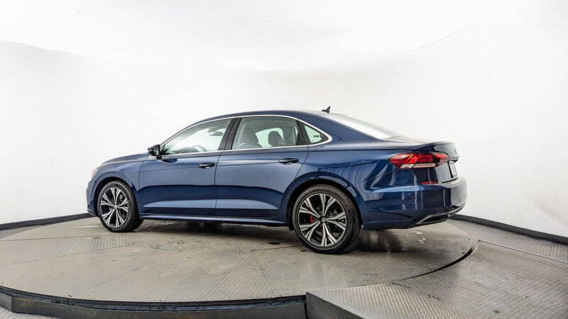 2022 Volkswagen Passat SE