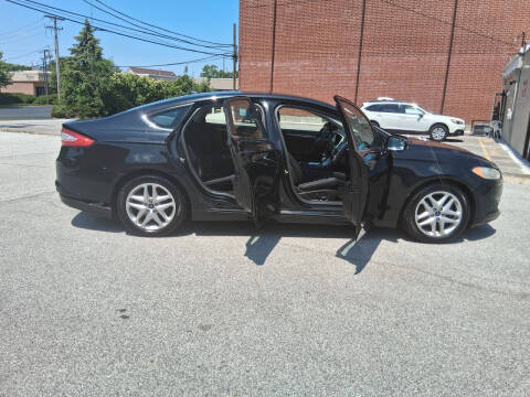 2015 Ford Fusion SE