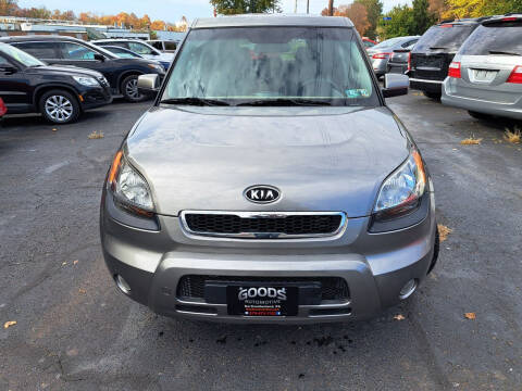 2011 Kia Soul +