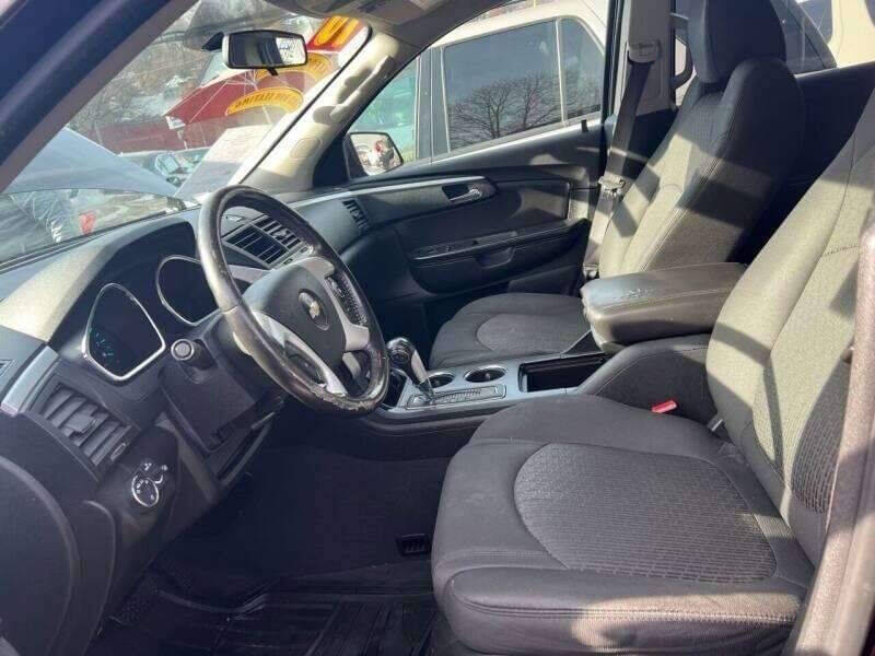 2010 Chevrolet Traverse LT