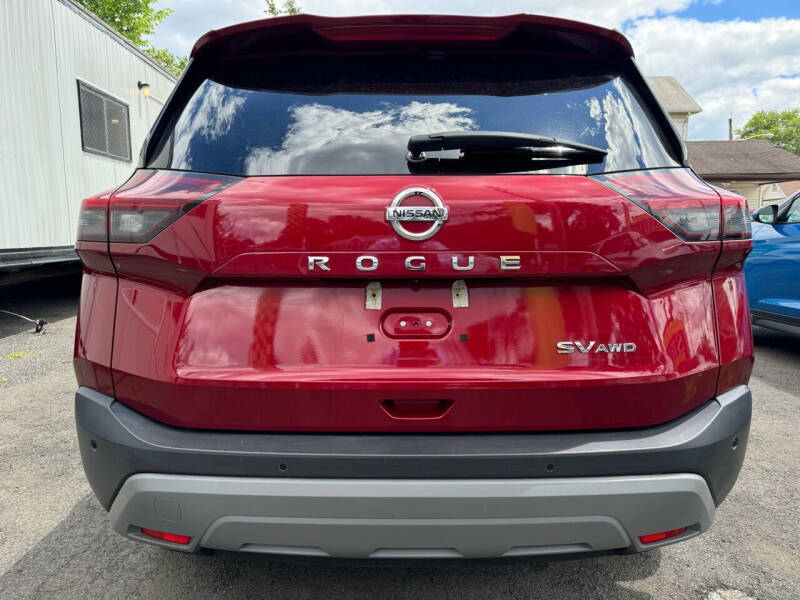 2021 Nissan Rogue SV