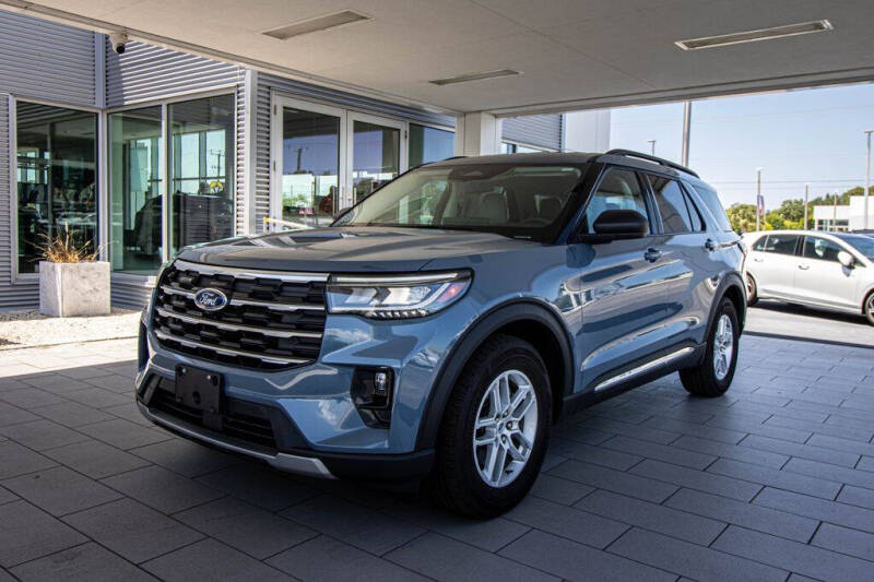 2025 Ford Explorer Active