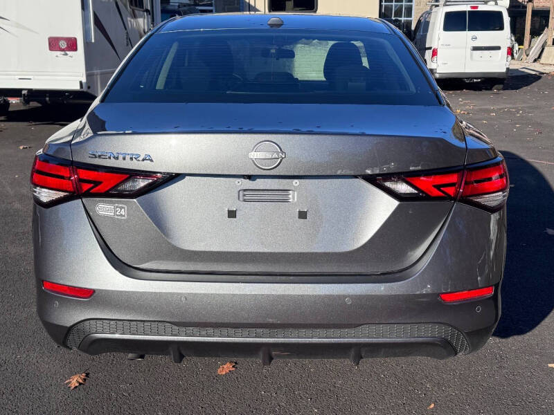 2025 Nissan Sentra SV