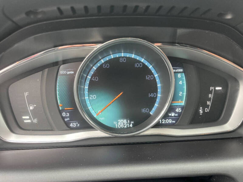 2016 Volvo XC60 T5 Drive-E Premier