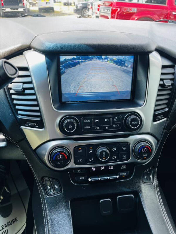 2019 Chevrolet Suburban LT