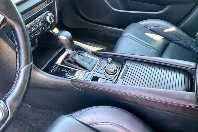 2017 Mazda MAZDA3 Touring