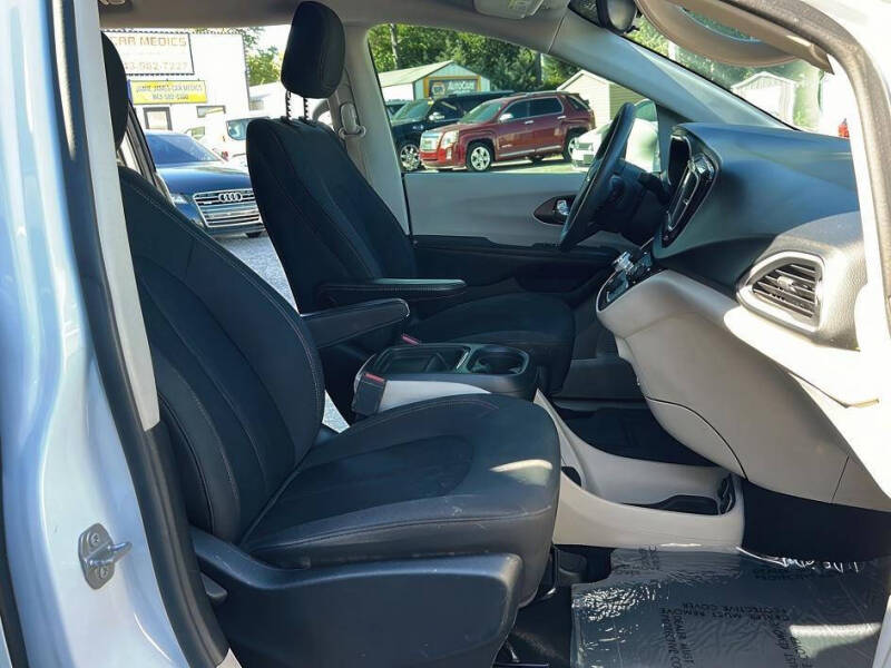2018 Chrysler Pacifica Touring Plus