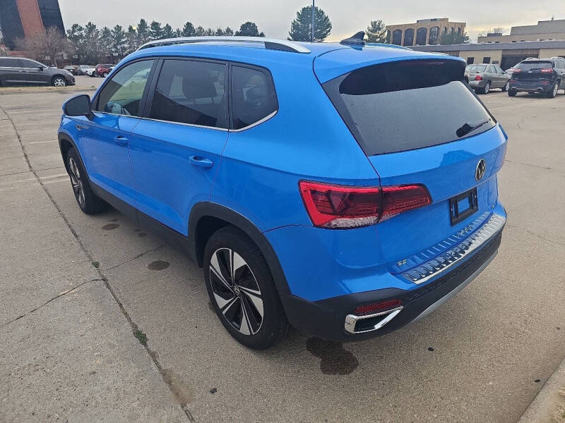 2024 Volkswagen Taos SE 4Motion