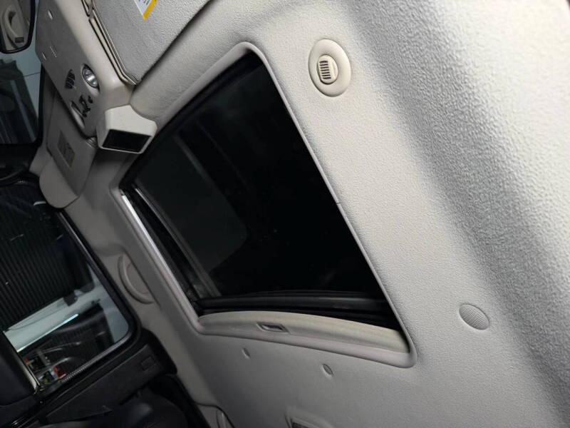 2005 HUMMER H2