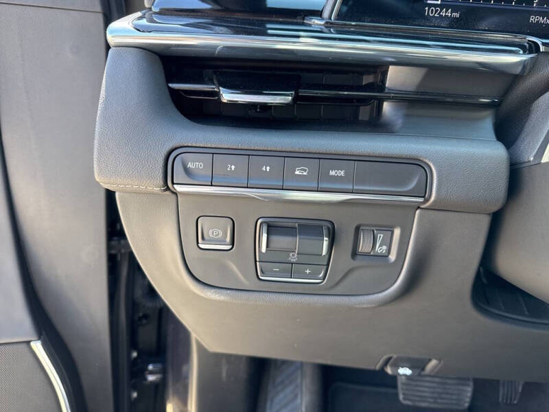 2023 Cadillac Escalade ESV Sport